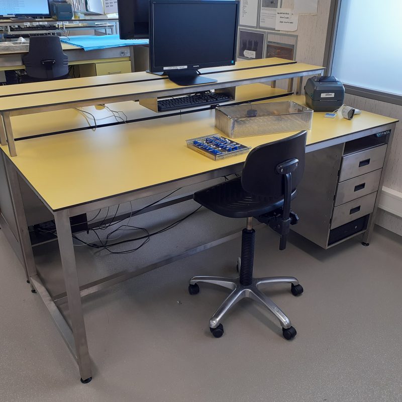 Height-adjustable work table