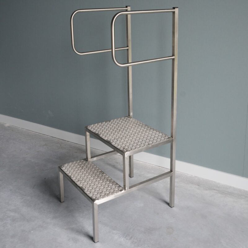 Small step ladder for the dermatology department
